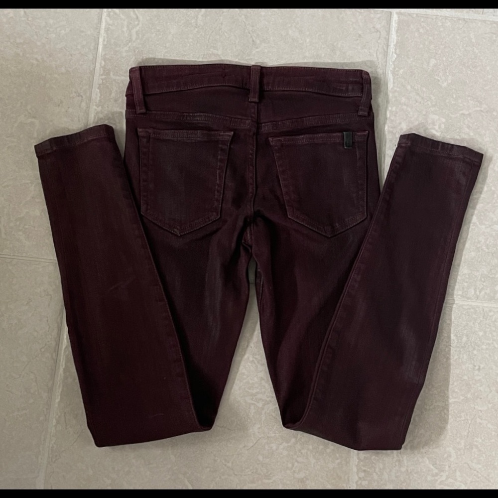 JOE’S JEAN’S (LADIES), SIZE 24”W, COATED BORDEAUX COLOR - Picture 4 of 6